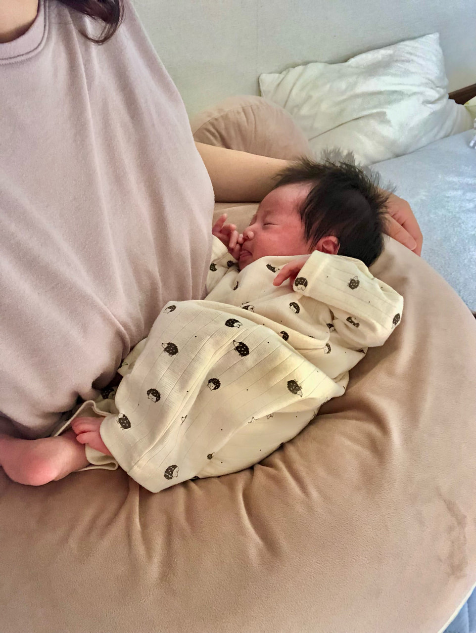 赤ちゃん本舗購入 3way 授乳クッション 抱き枕 お座り練習 - ベビー