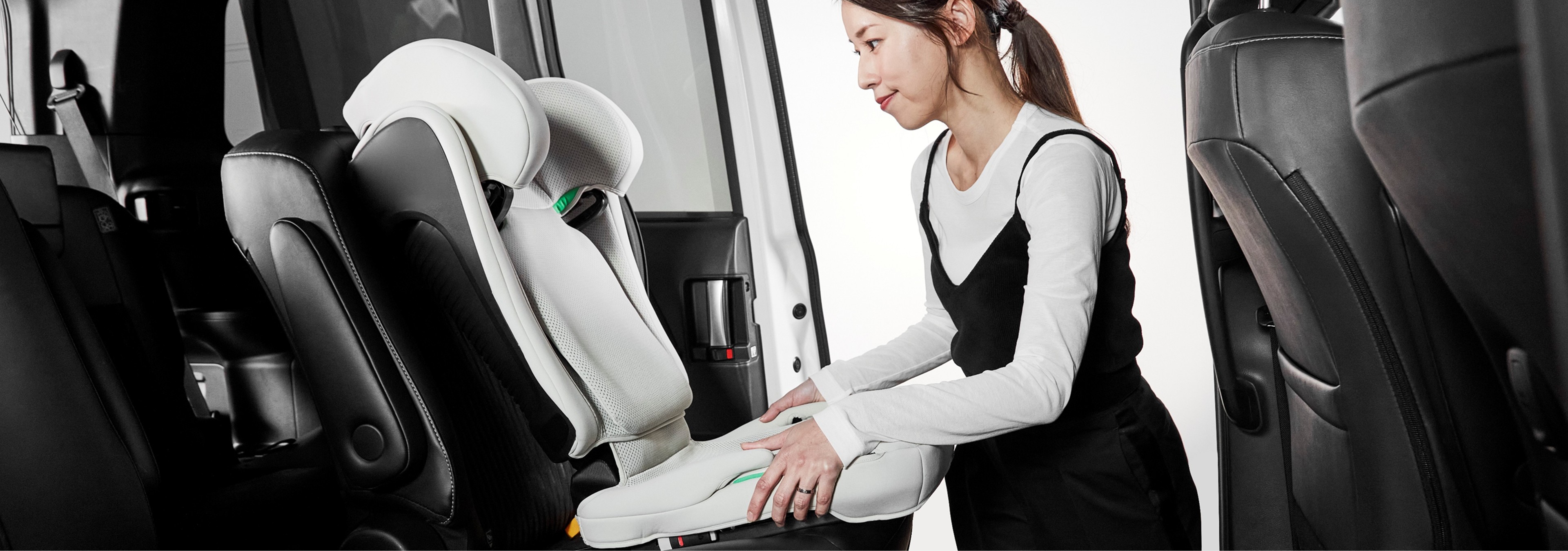 スットはISOFIXで取り付けカンタン